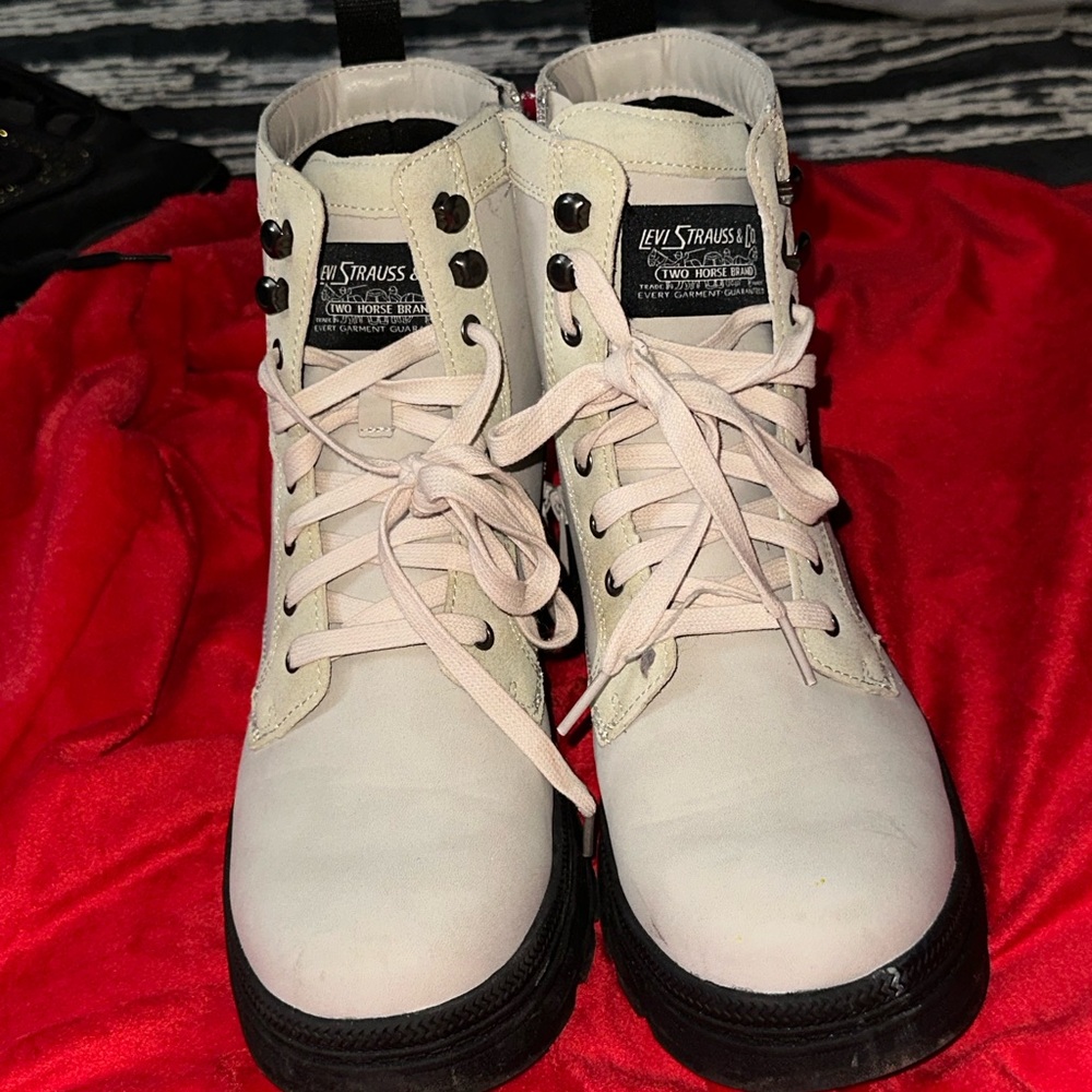 Levi's Women's White Boots